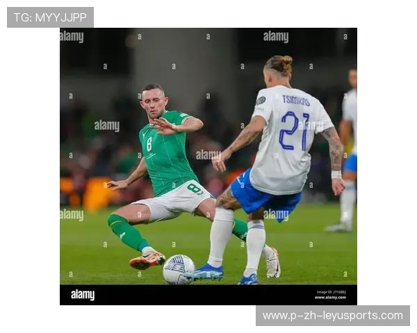 利物浦齐米卡斯传球与弧线球练习